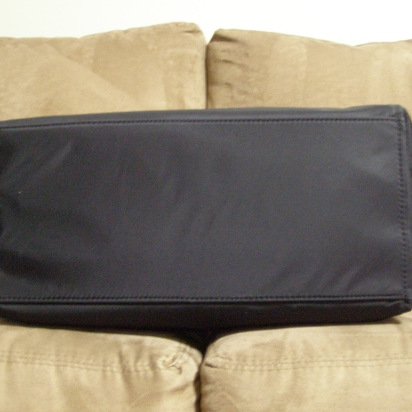 Kate Spade Dawn Baby Bag (Black) - Picture 4 of 7